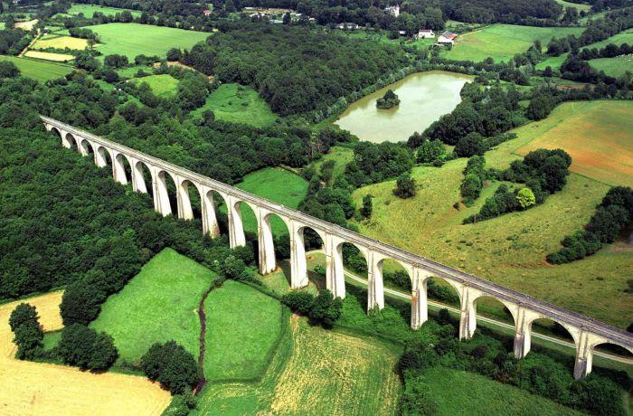 Saut à l'élastique au Viaduc de l'Isle Jourdain - Vienne - 86