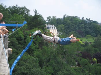 Saut à l'élastique au Viaduc de l'Isle Jourdain - Vienne - 86
