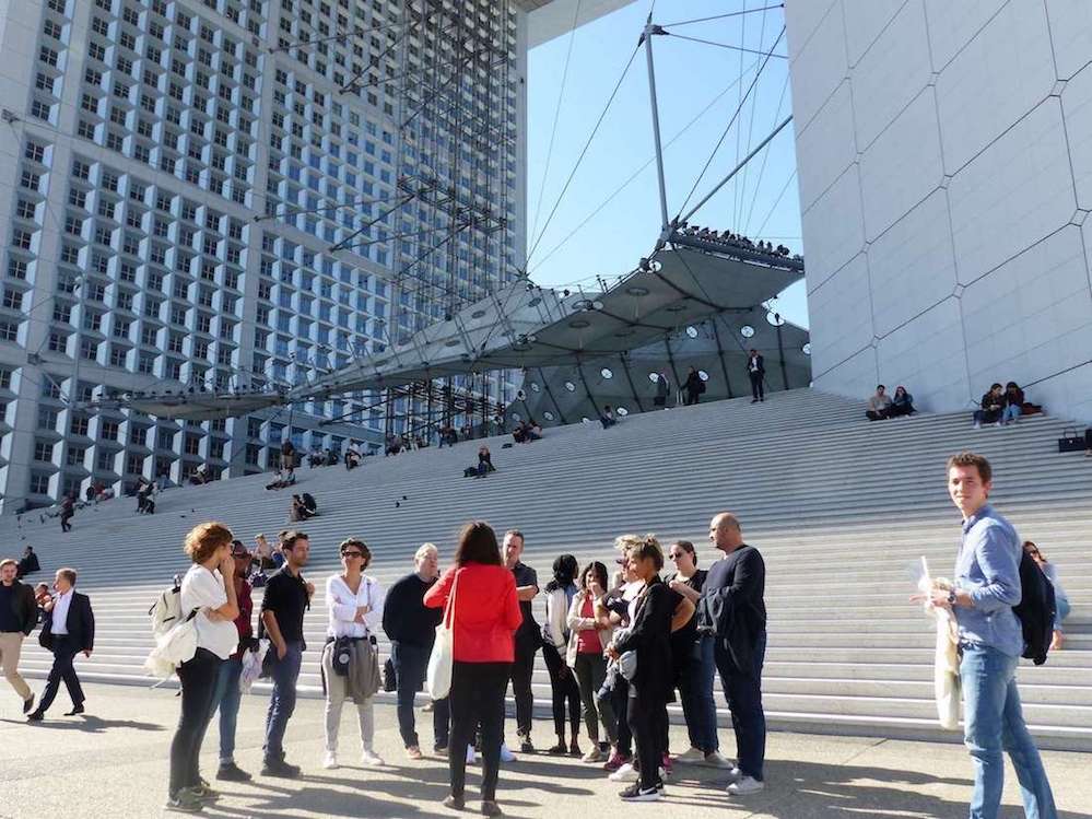 Visite guidée sous forme de quiz à la Défense - Paris 