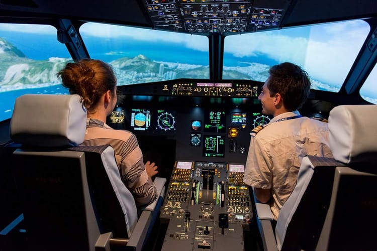 Simulateur de vol en avion Airbus A320 à Orly près de Paris