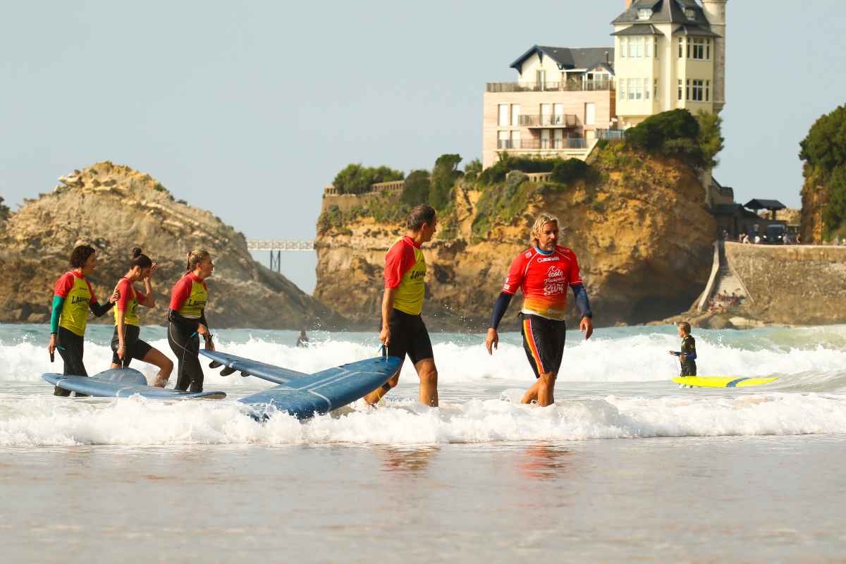 Stage de surf à Biarritz - Particulier et EVG - EVJF