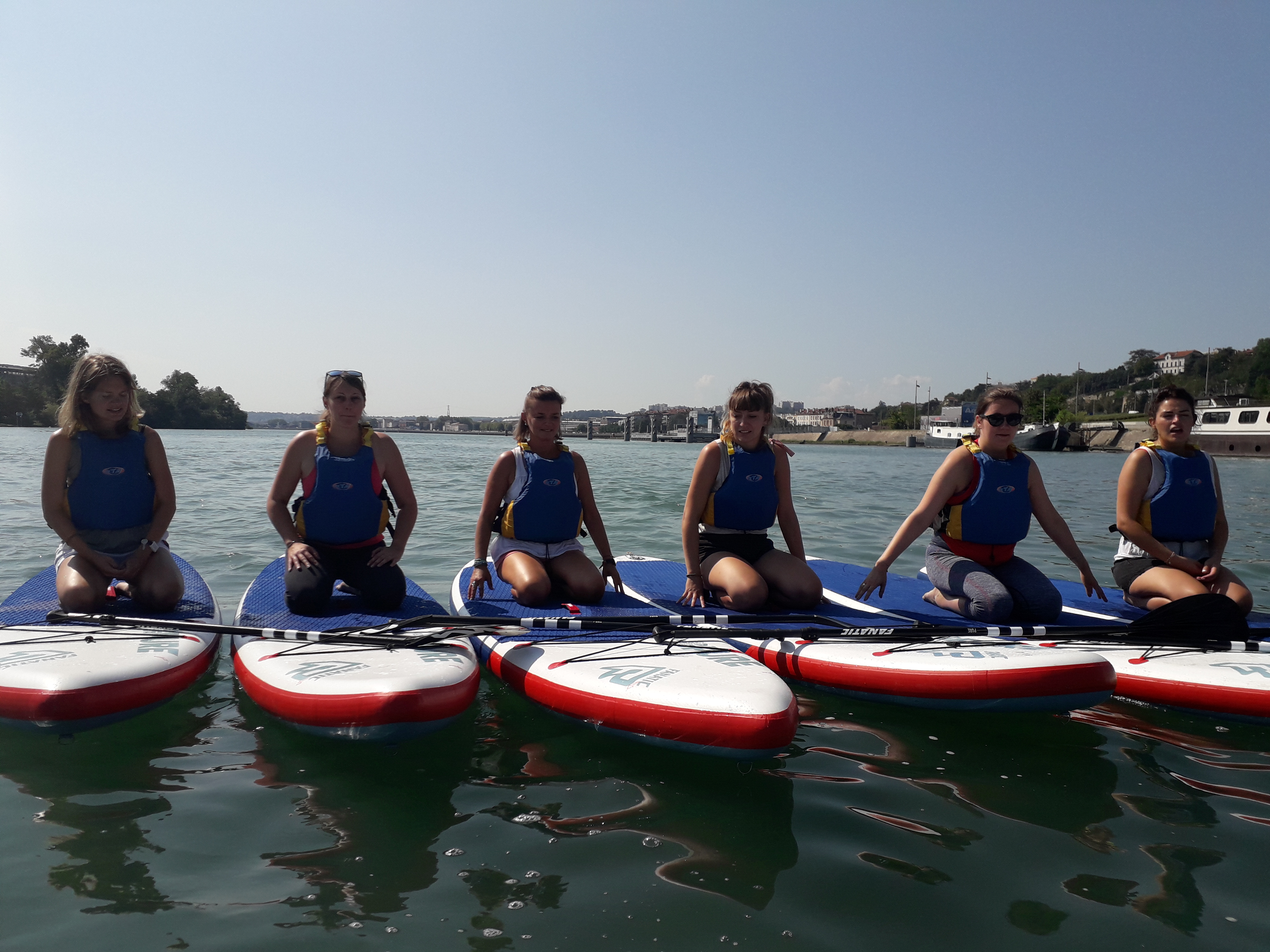 Yoga Paddle sur le Rhône à Lyon