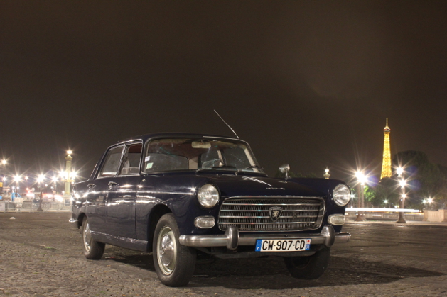 Visite guidée Paris vintage en voiture de collection