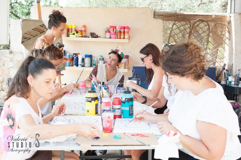 Atelier Peinture pour groupes à Fayence et ses alentours (anniversaires, EVJF, team building)