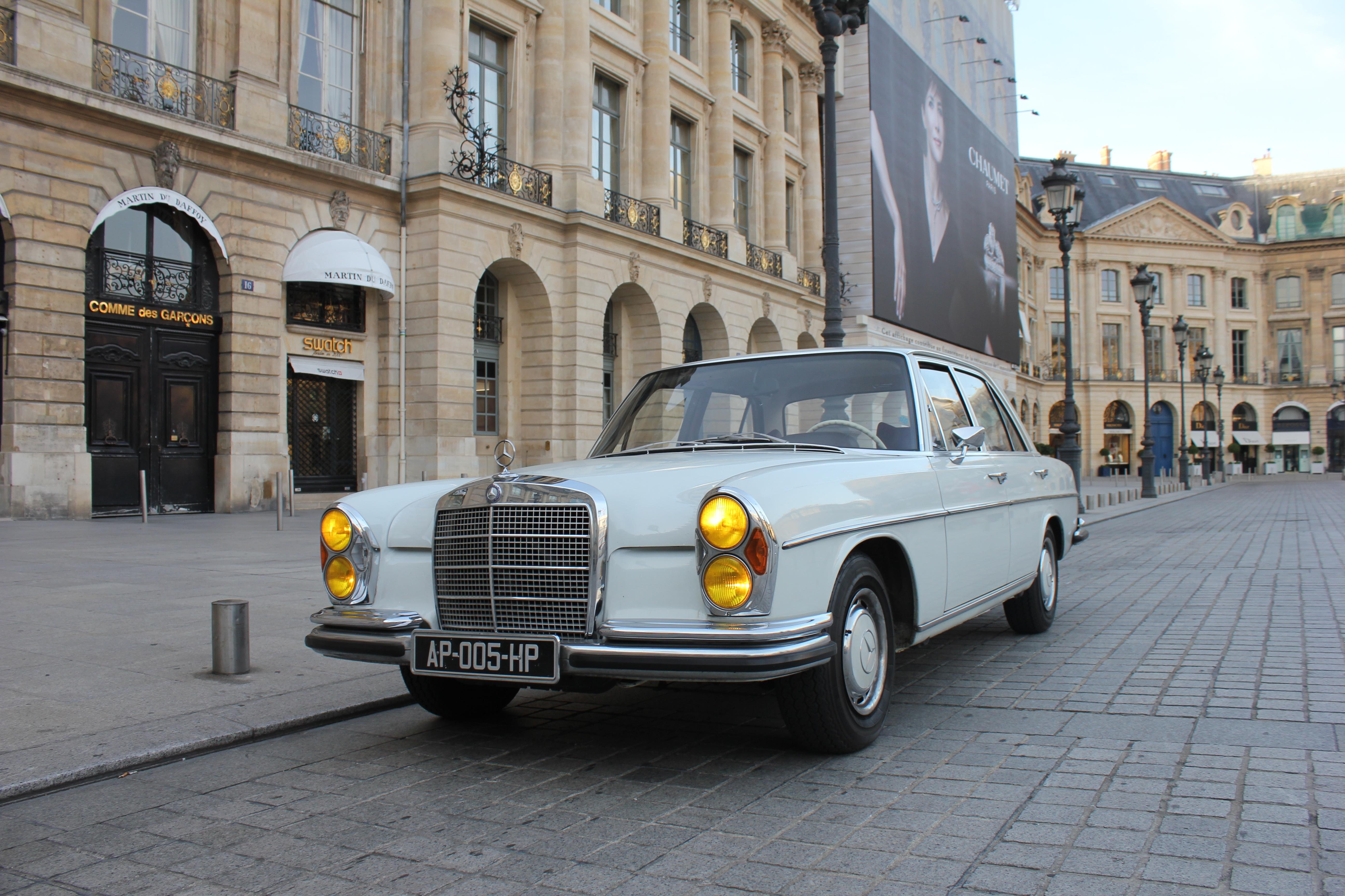 Balade au Château de Fontainebleau en Mercedes 280 SE - Paris