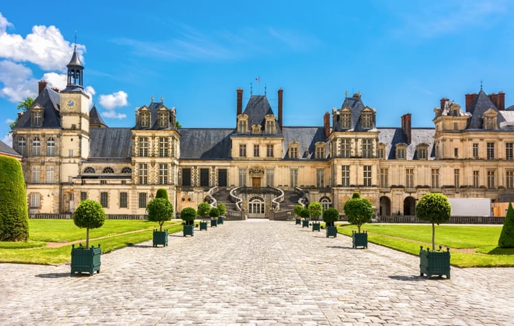 Balade au Château de Fontainebleau en Mercedes 280 SE - Paris