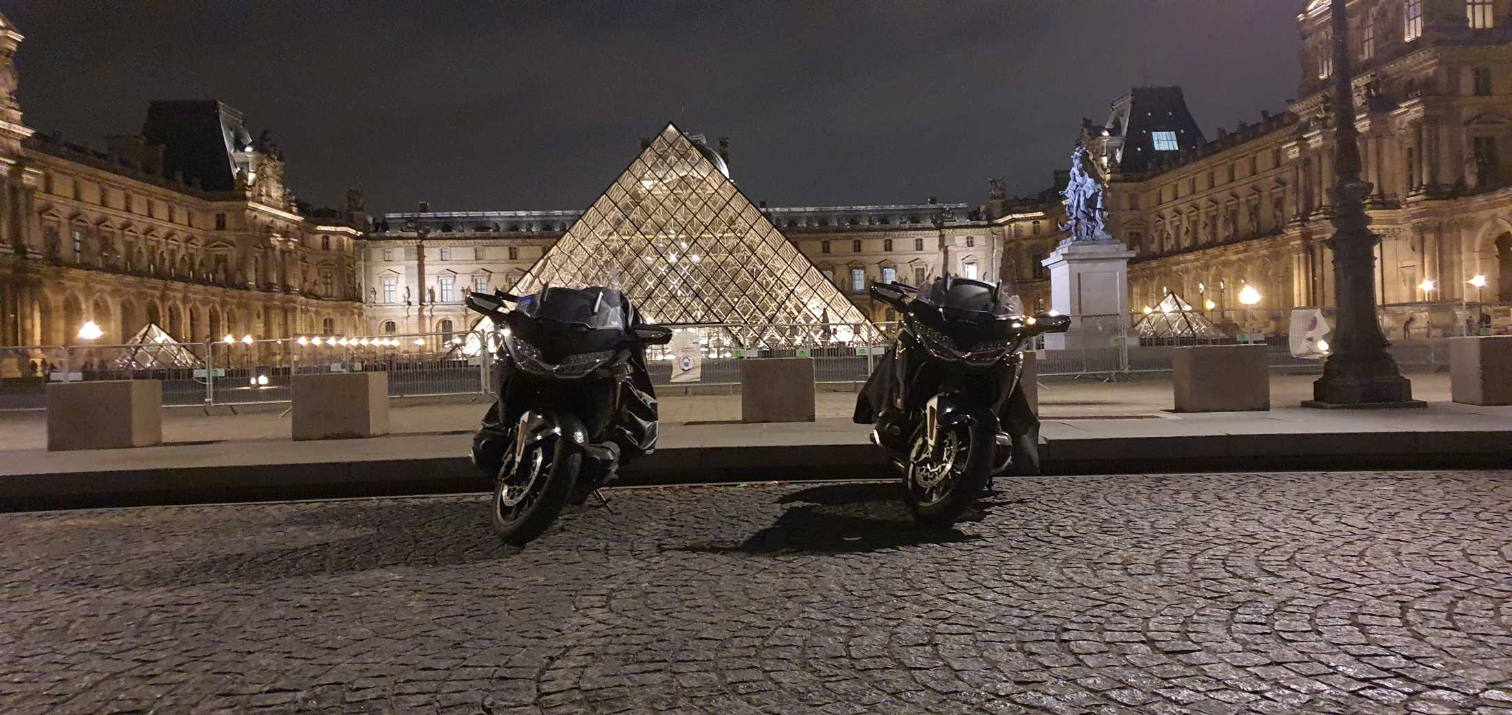 Visite en moto de Paris - Jour et Nuit