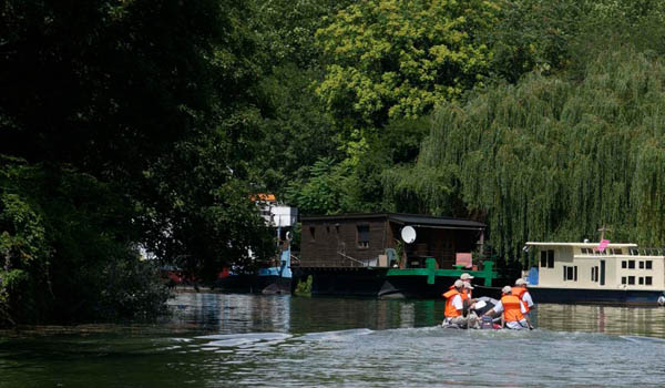 Les Experts de la Seine en Zodiac - Chasse au trésor sur la seine