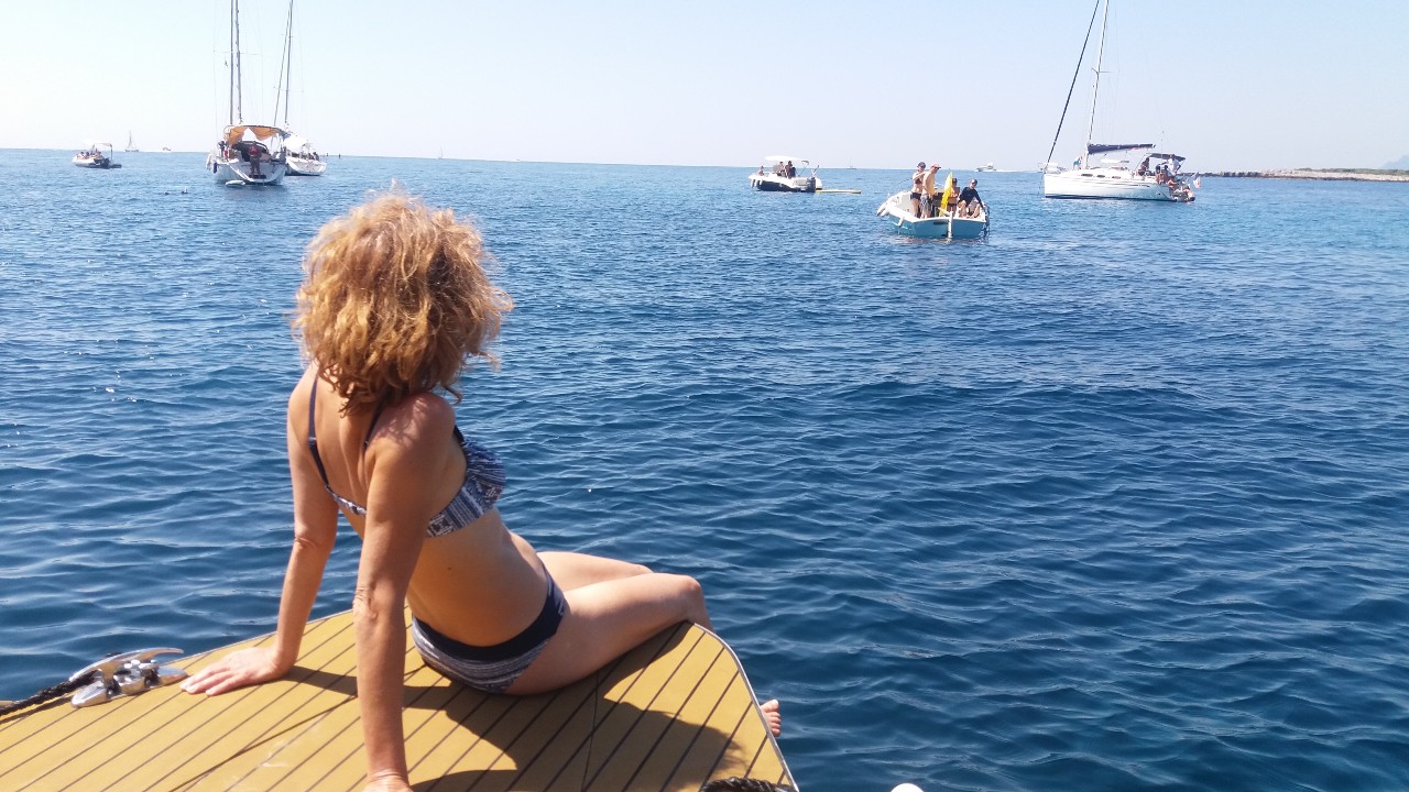 Location petit bateau avec skipper à Juan-les-Pins