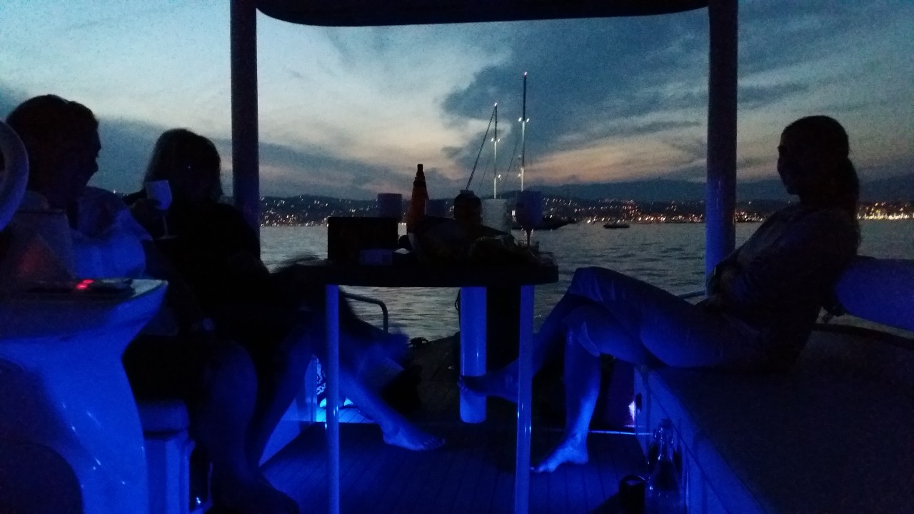 Location petit bateau avec skipper à Juan-les-Pins