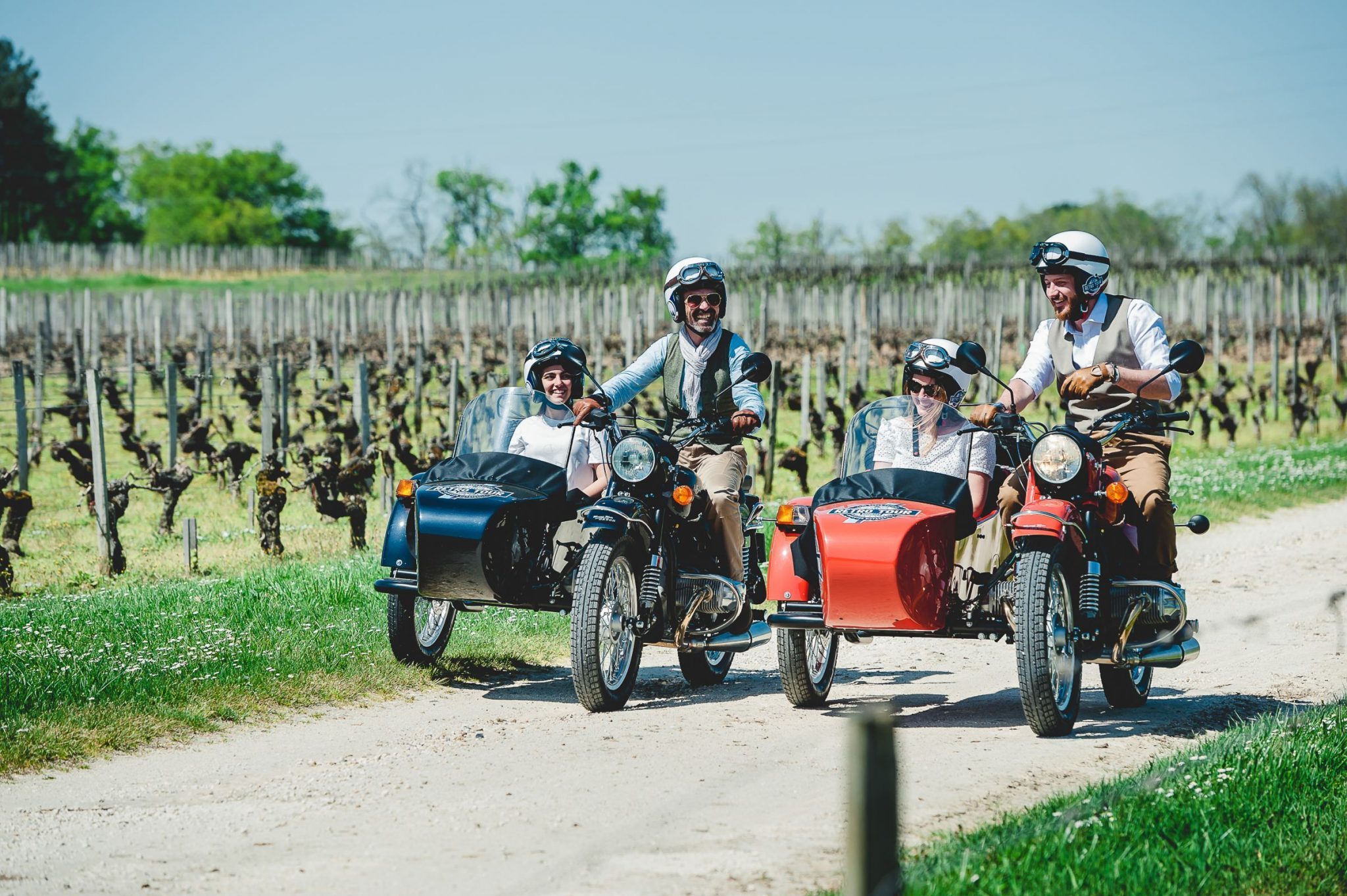 Balade insolite en moto side-car vintage à Bordeaux