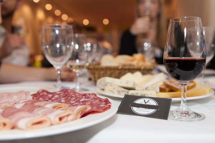 Initiation à la dégustation de vin / repas accord mets et vin à Valencisse