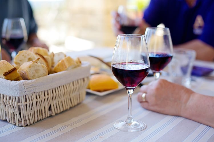 Initiation à la dégustation de vin / repas accord mets et vin à Valencisse
