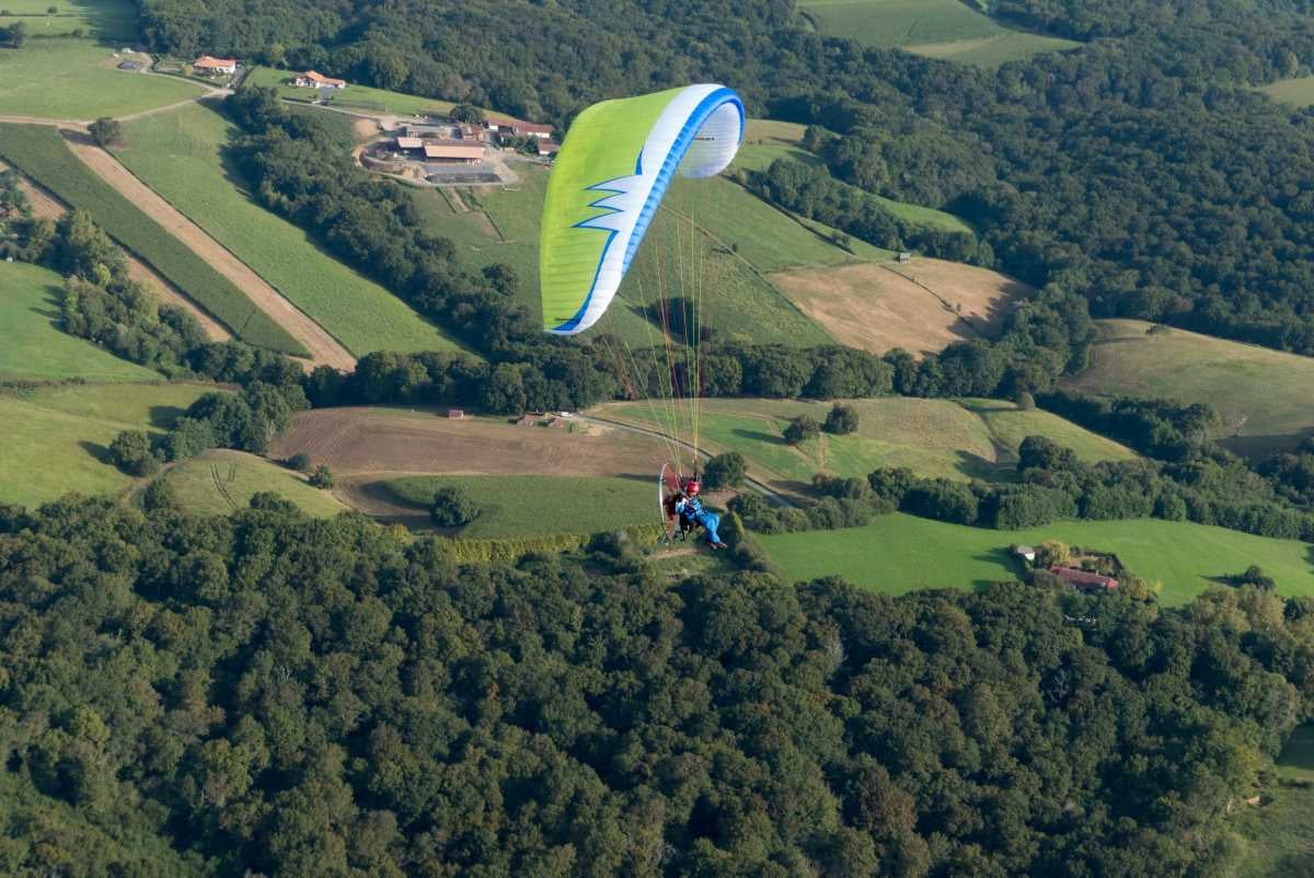 Baptême en ULM paramoteur près de Saint Jean de Luz au Pays Basque