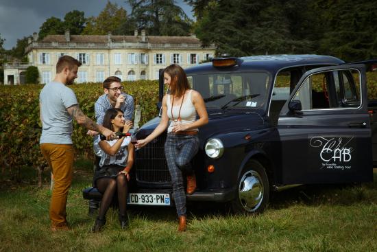Tour et Visite des vignobles et châteaux de Bordeaux en taxi anglais