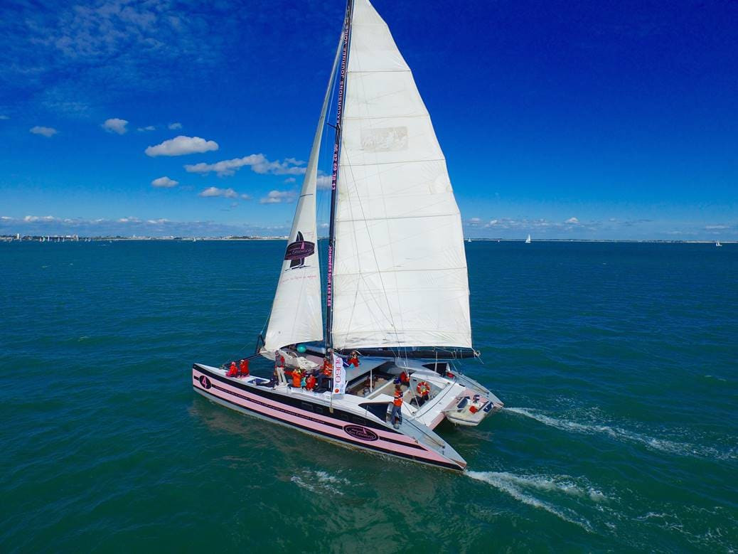 Croisière à bord d'un catamaran à Port Blanc