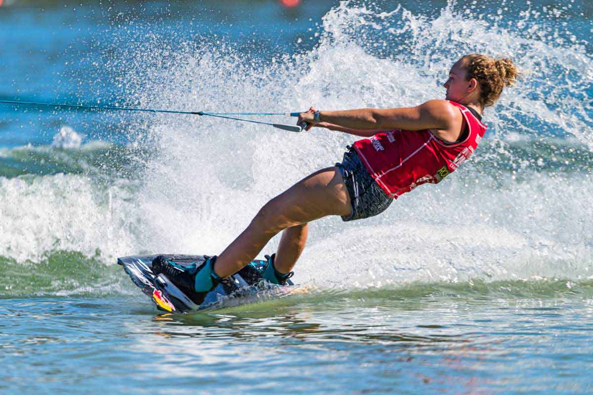 Wakeboard à Paris sur la Seine Initiation 1h ou journée