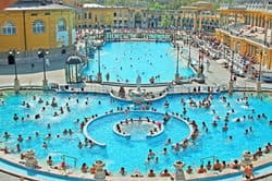 Bains thermaux à Budapest