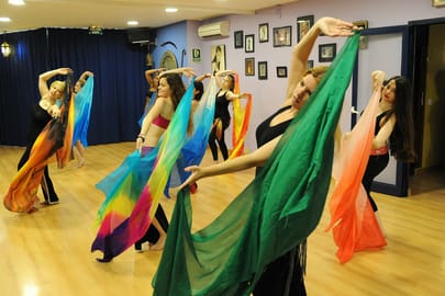 Cours de danse orientale ou latino - Porto