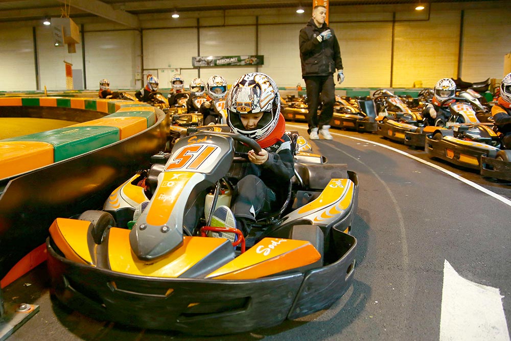 Karting à Argenteuil - Karting indoor Val d'Oise pour Teambuilding