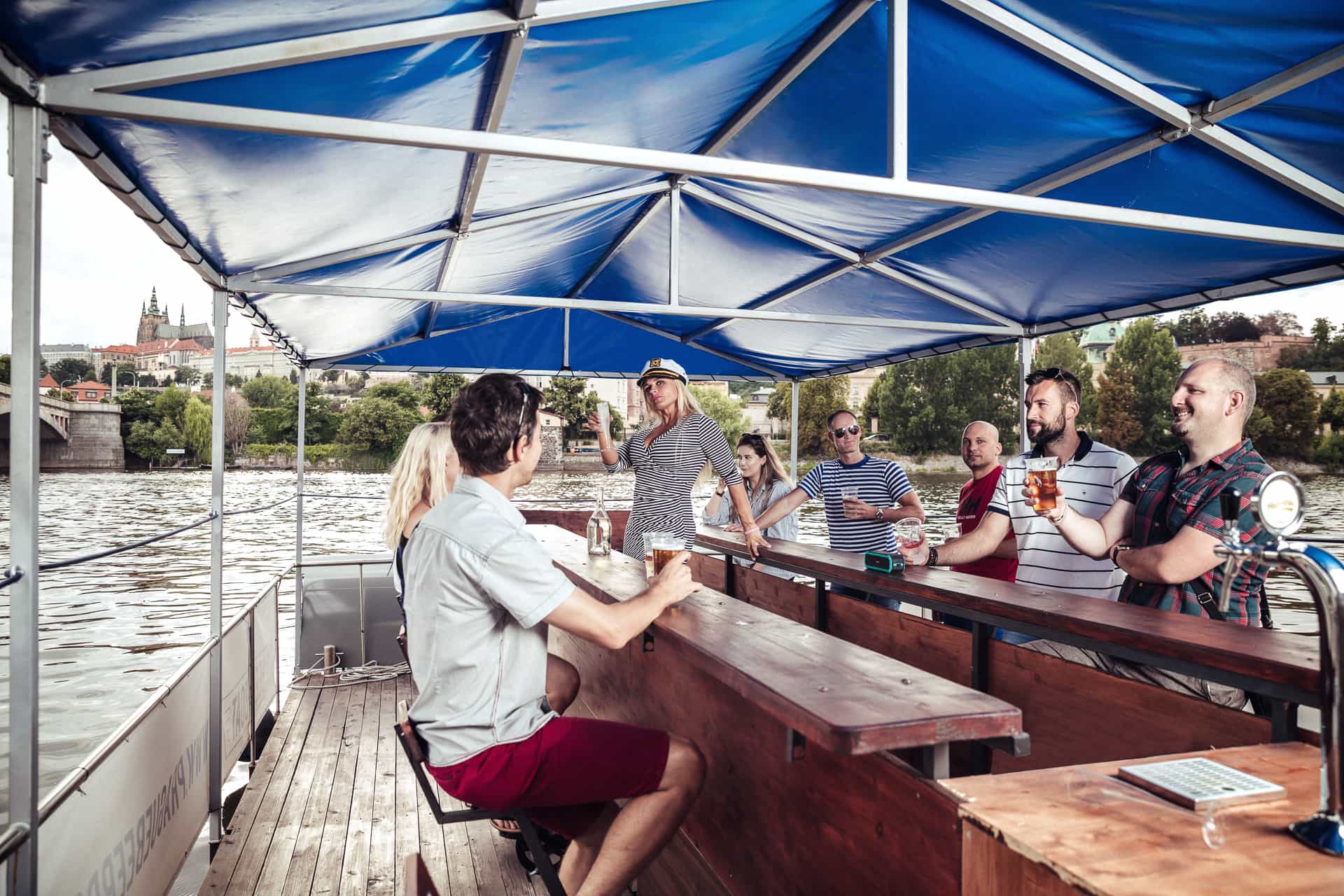 Beer boat à Prague