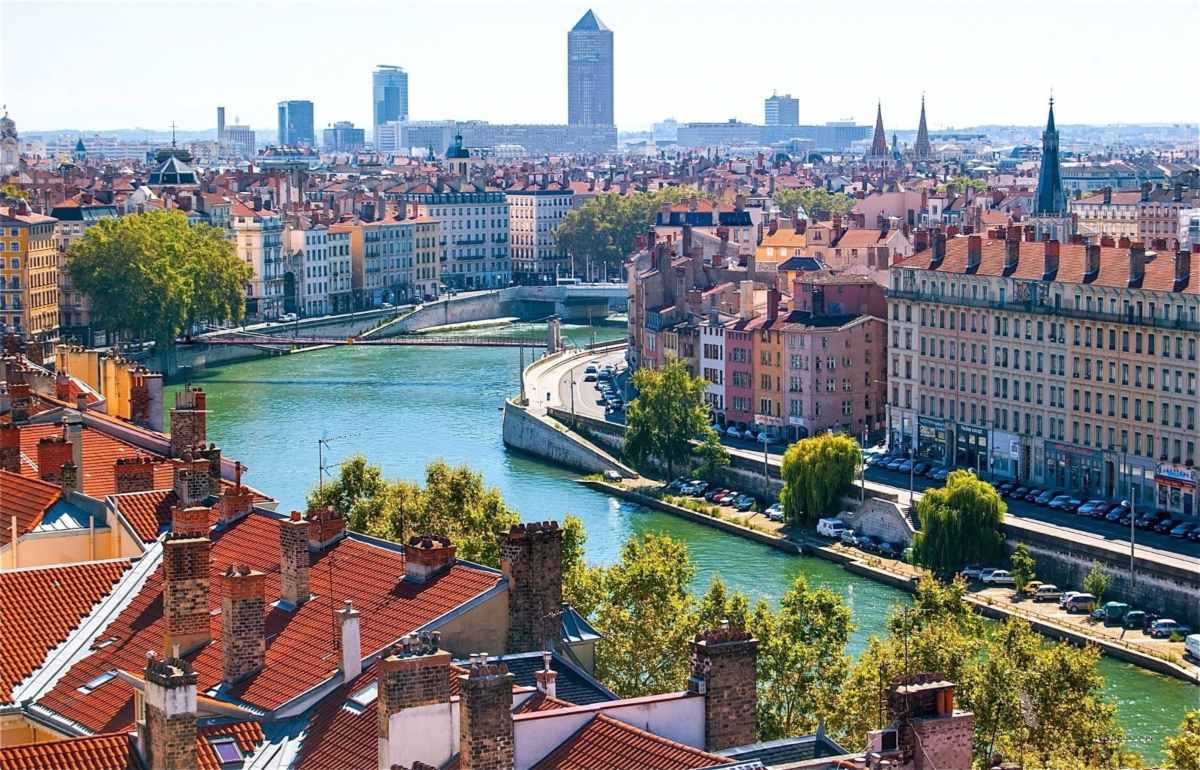 Escape game extérieur Lyon - Visite insolite dans le vieux Lyon