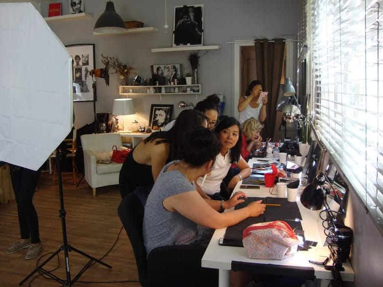 Ateliers stylistiques couleurs et Cours maquillage à Paris et proche région