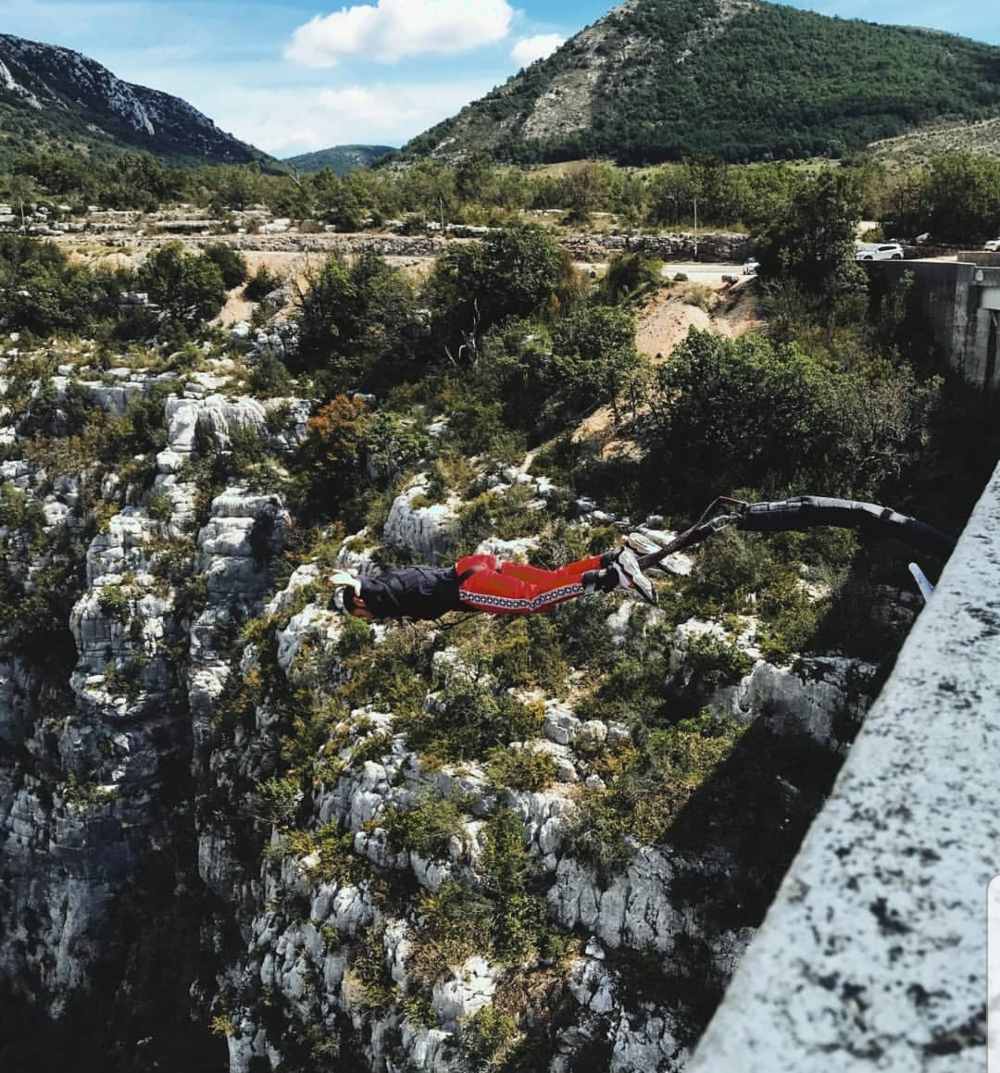 Saut à l'élastique au pont de l'Artuby dans les Gorges du Verdon 