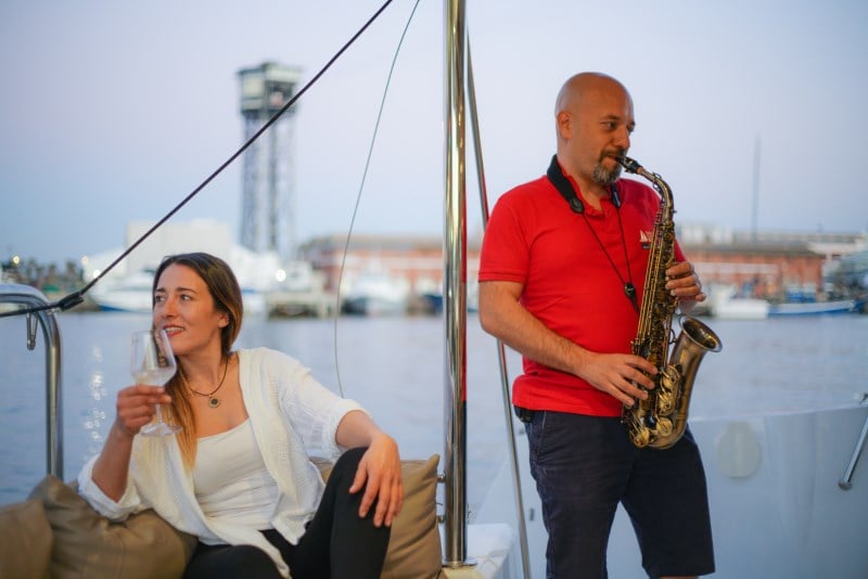 Location d'un catamaran avec skipper à Barcelone - EVG EVJF - Teambuilding 