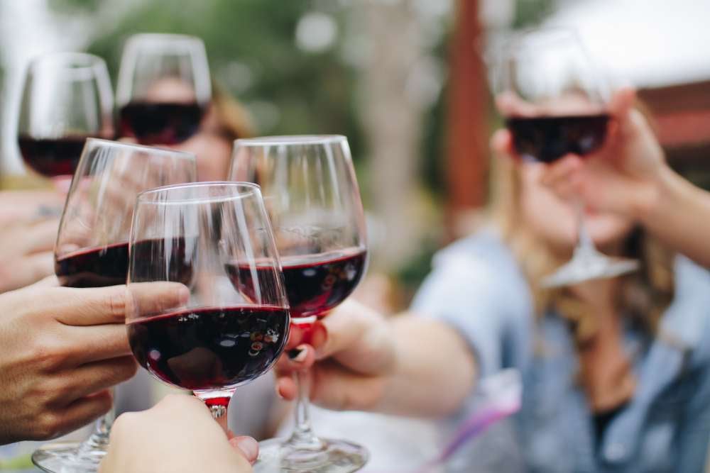 Dégustation de vin à La Ciotat à domicile