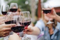 Dégustation de vin à La Ciotat à domicile