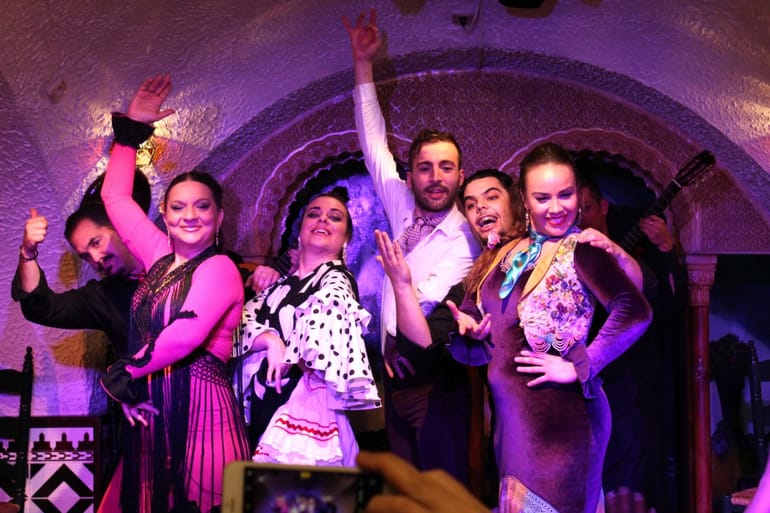 Dîner espagnol et show de flamenco à Barcelone - EVG, EVJF - Teambuilding 