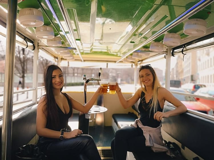 Balade en Beer Bus à Budapest