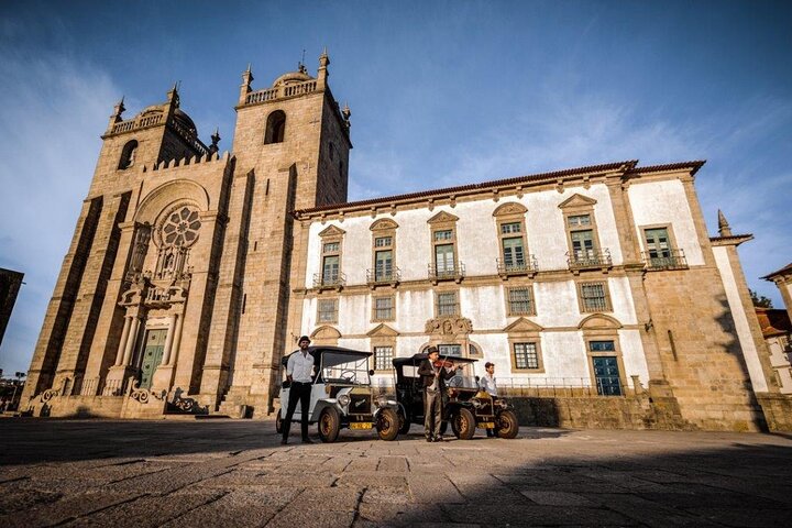 Visite dans les rues secrètes en Ford T à Porto