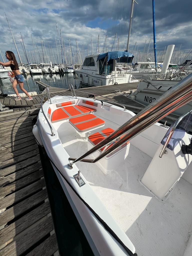 Location de bateau électrique à Palavas-les-Flots - Montpellier