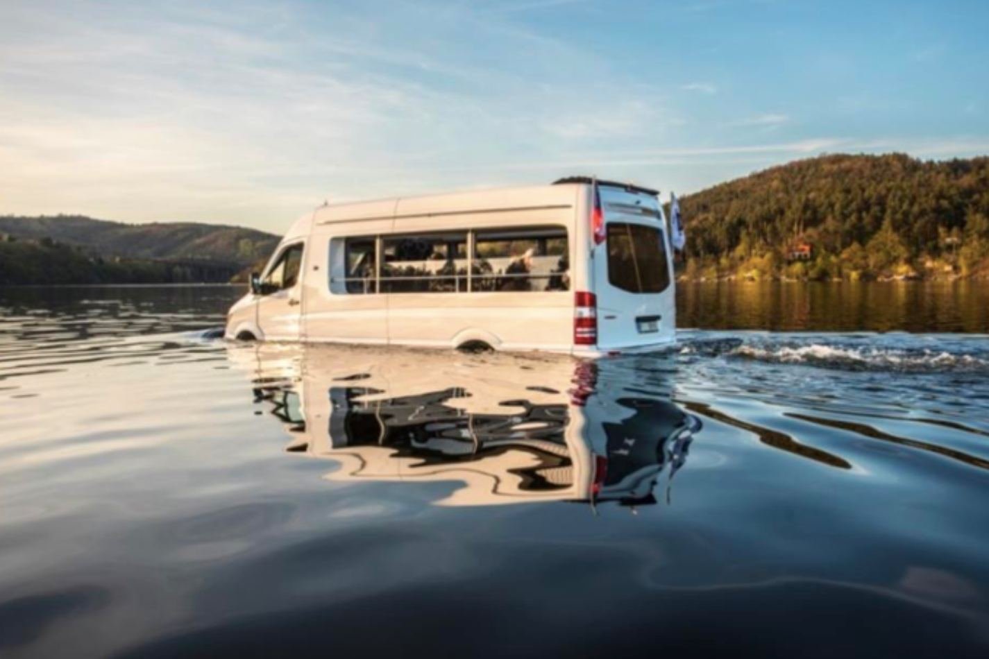 Croisière amphibie en minibus à Paris - 75
