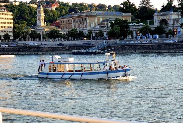 Apéro Croisière à Budapest en Bateau