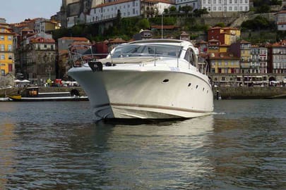 Location de Yacht avec skipper à Porto - EVG, EVJF - Team Building 