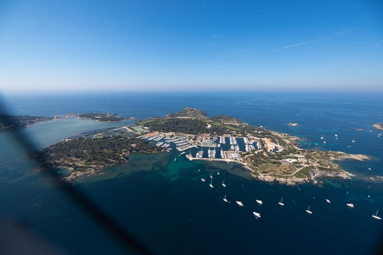 Vol en hélicoptère sur la Côte Varoise