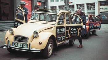 Rallye insolite en 2CV à Lille