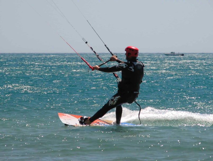Cours de kitesurf à 30 minutes de Montpellier