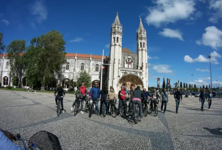 Visite en vélo à Lisbonne - EVG, EVJF, Team Building 