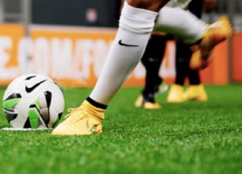 Football à 5 contre 5 à Lisbonne - EVG; EVJF - Team Building