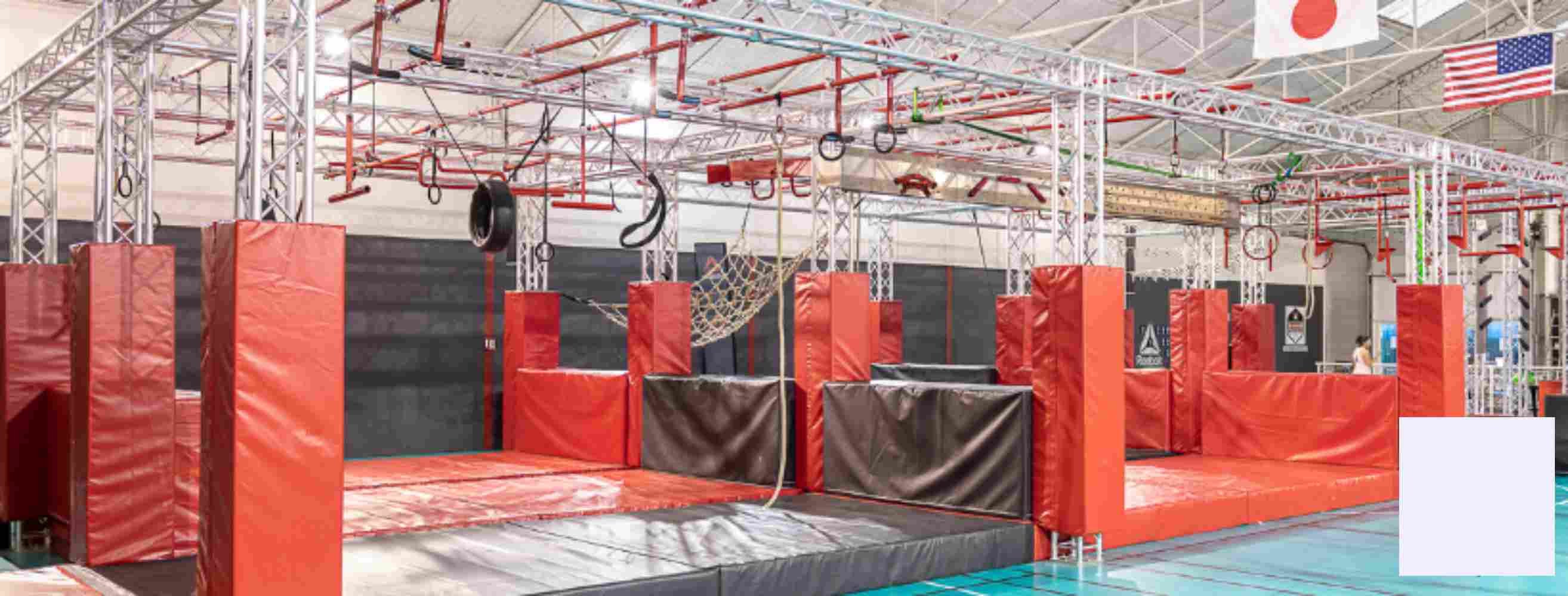 Parcours du combattant inspiré de Ninja Warrior à Lyon