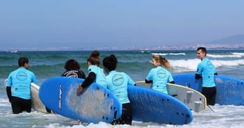 Cours de surf à Lisbonne - EVG, EVJF