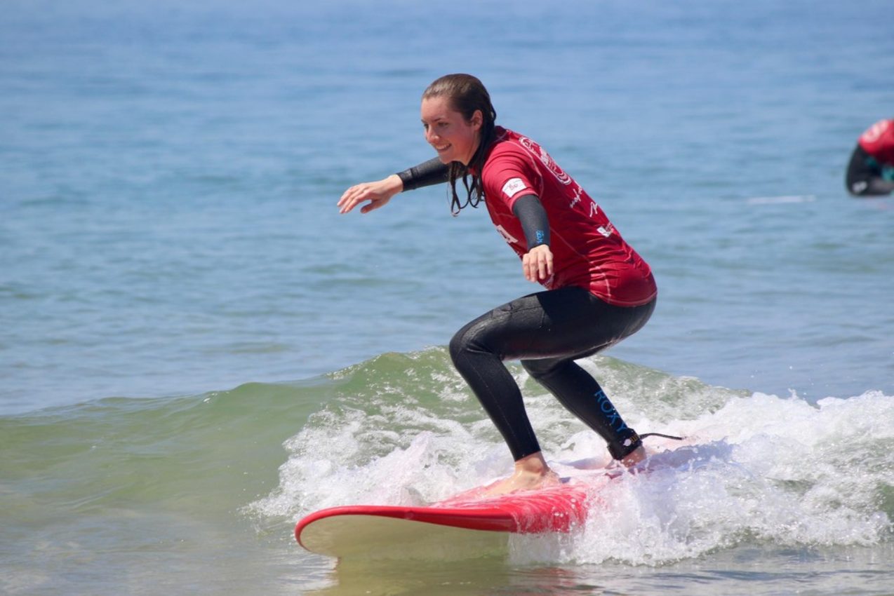 Cours de surf à Lisbonne - EVG, EVJF