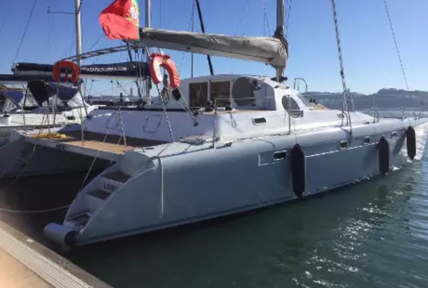 Apéro Boat à Lisbonne - EVG, EVJF - Teambuilding 