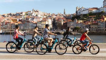 Tour en vélo électrique à Porto - EVG, EVJF - Teambuilding