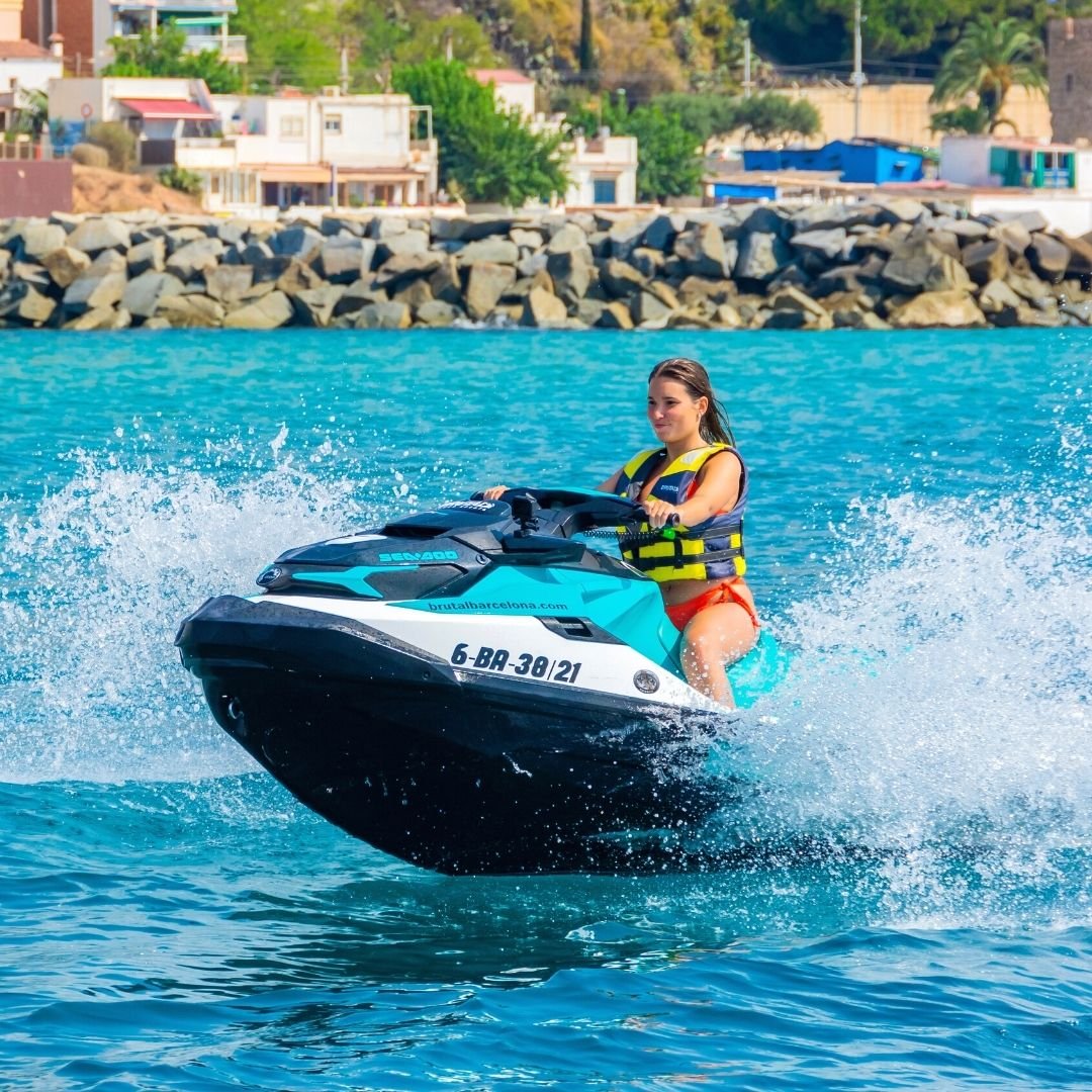 Jet ski à Barcelone avec permis / sans permis 
