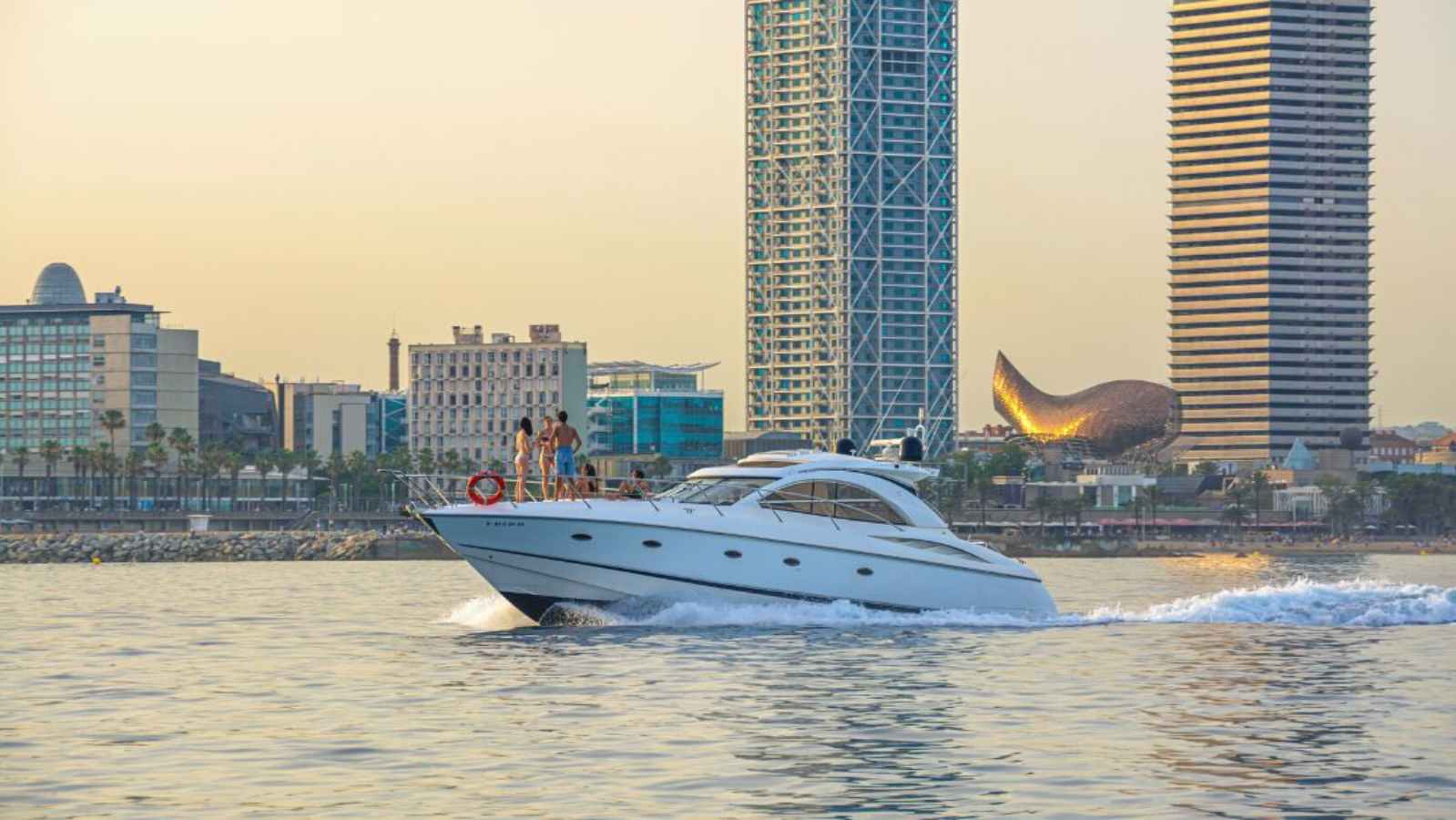 Croisière sur un yacht de luxe à Barcelone - Avec skipper